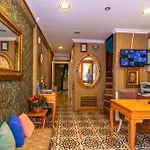 Walnut Shell Istanbul