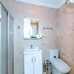 Walnut Shell Hotel