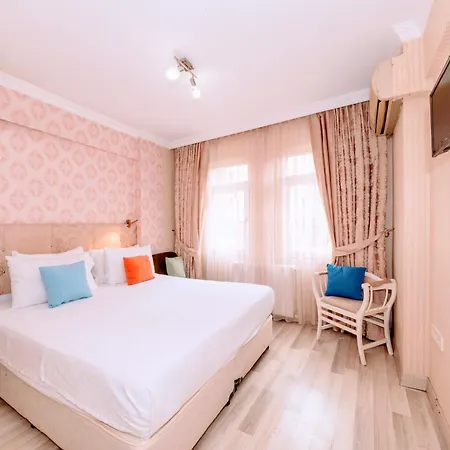 Hotel Walnut Shell