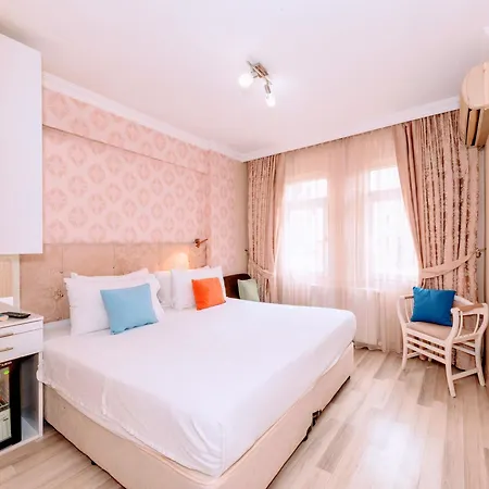 Walnut Shell 3* Istanbul