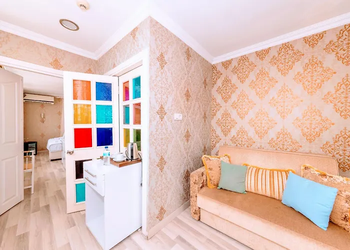 Отель Walnut Shell