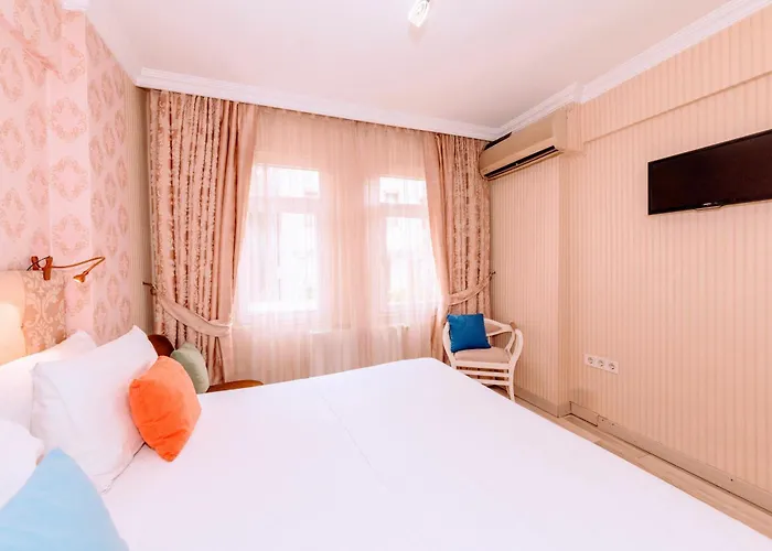 Walnut Shell 3* Istanbul