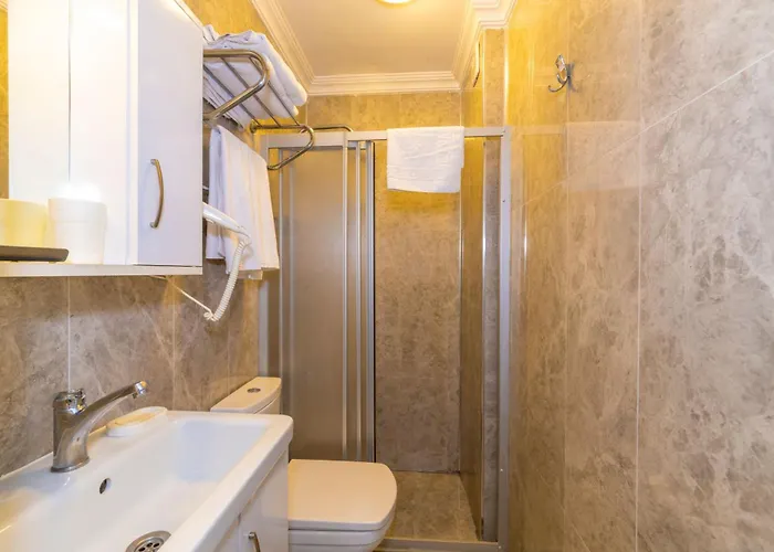 Walnut Shell 3* Istanbul